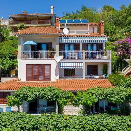 Apartments Mandica Rabac Luaran gambar
