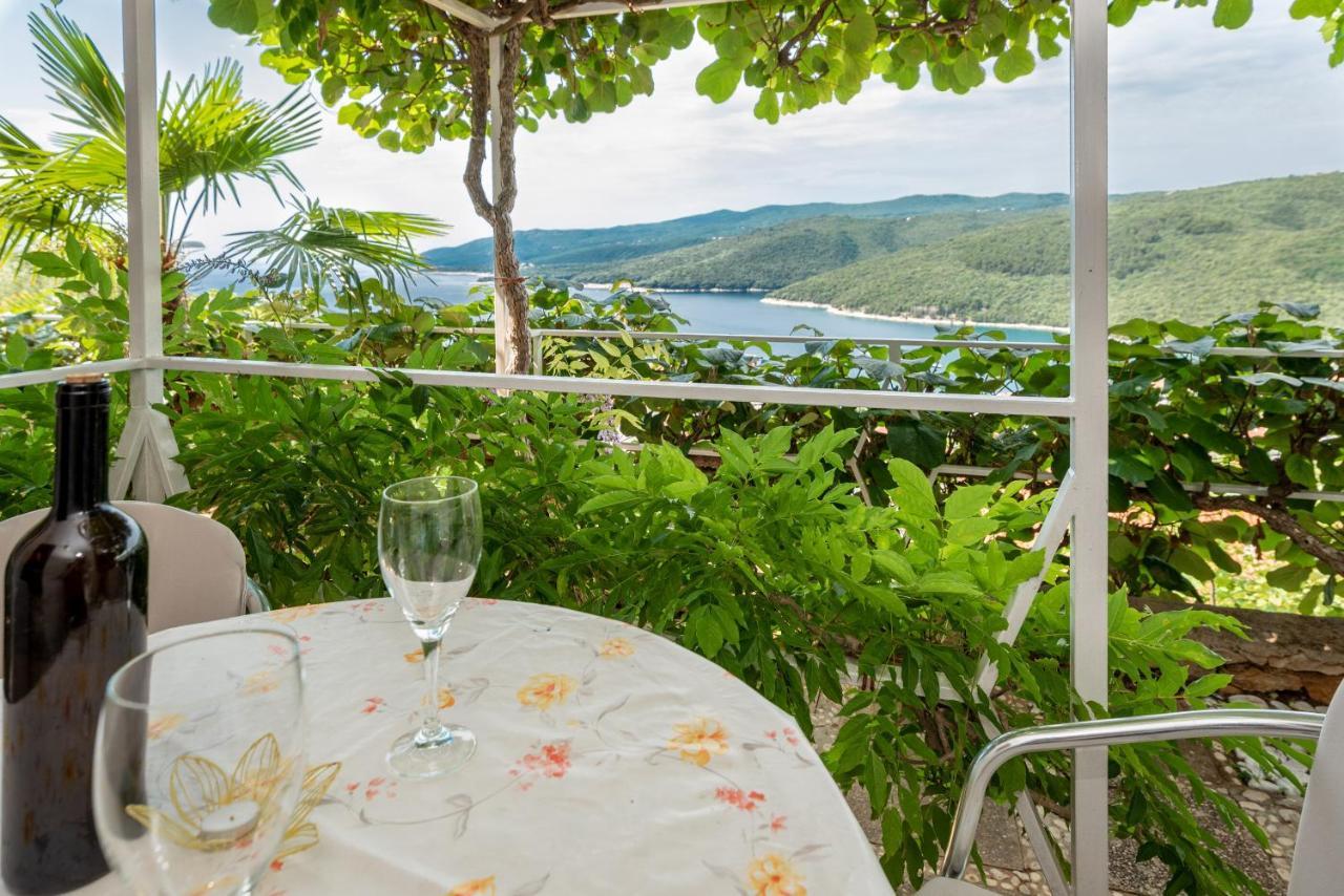 Apartments Mandica Rabac Luaran gambar