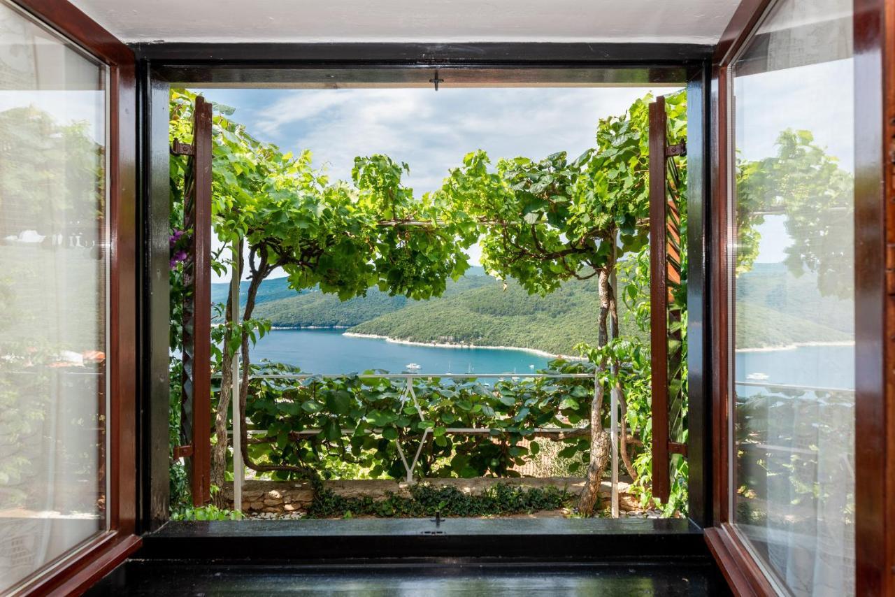 Apartments Mandica Rabac Luaran gambar