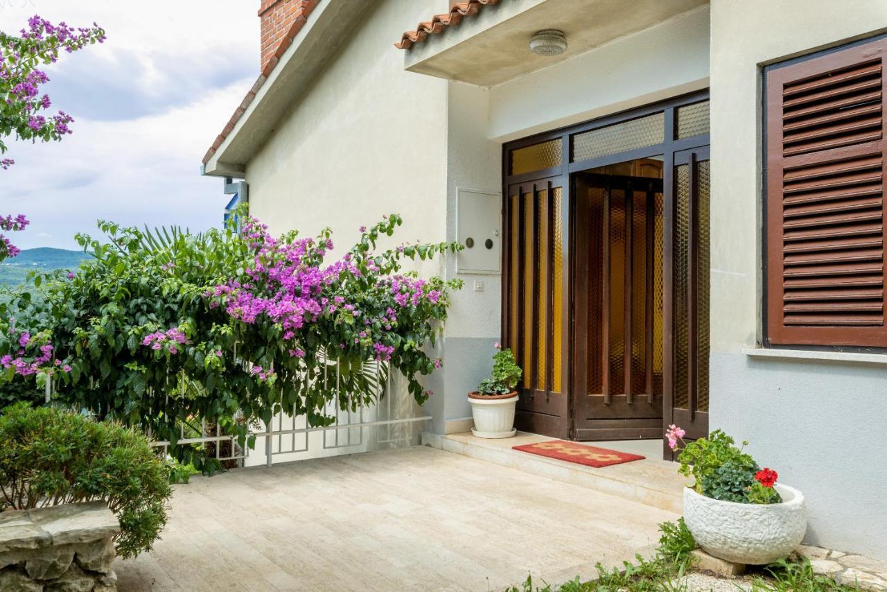 Apartments Mandica Rabac Luaran gambar
