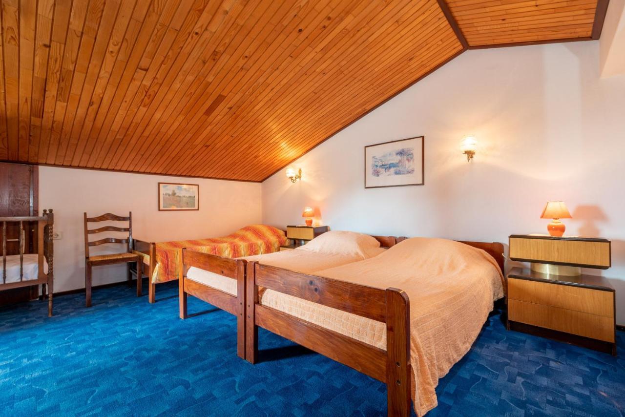 Apartments Mandica Rabac Luaran gambar