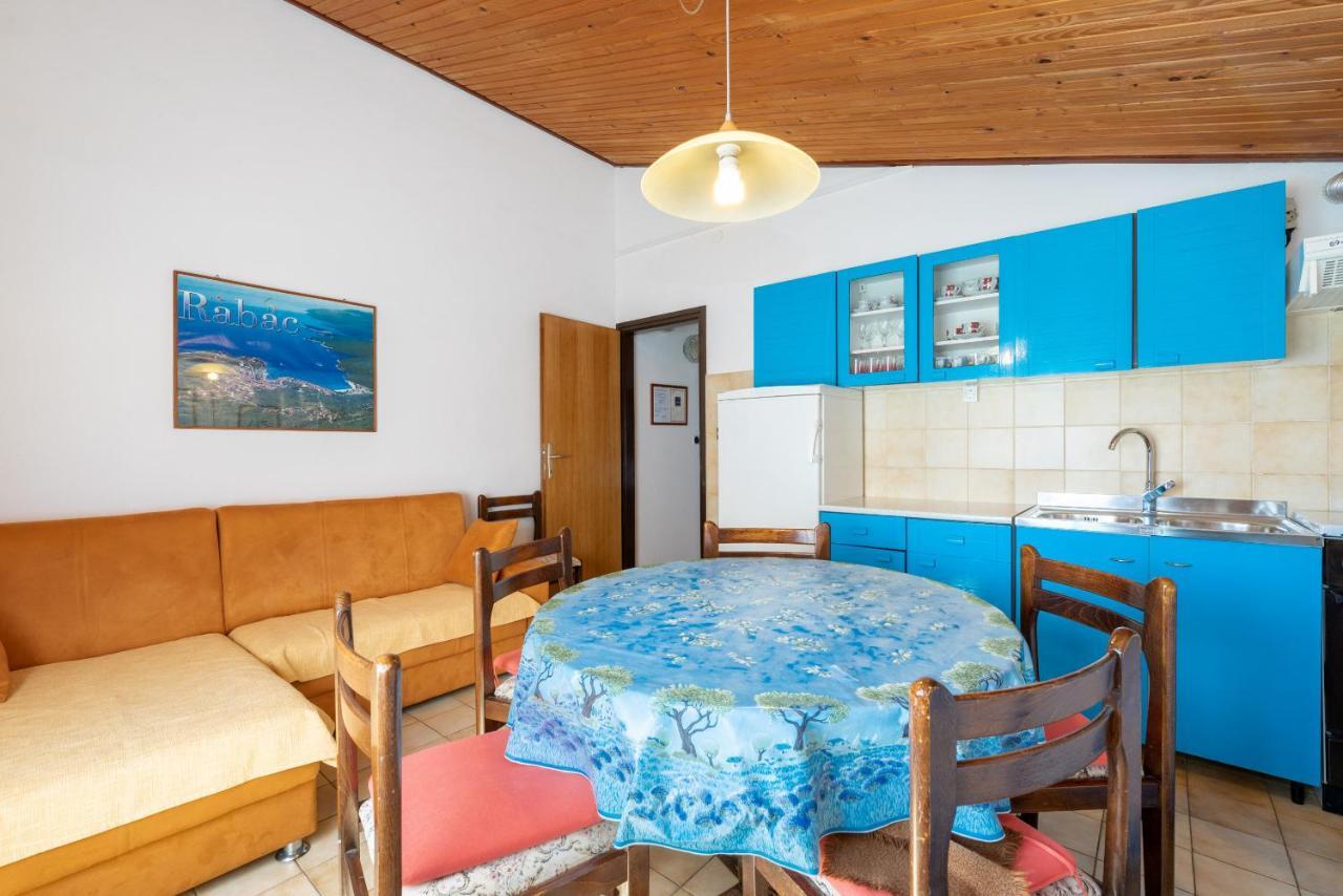 Apartments Mandica Rabac Luaran gambar