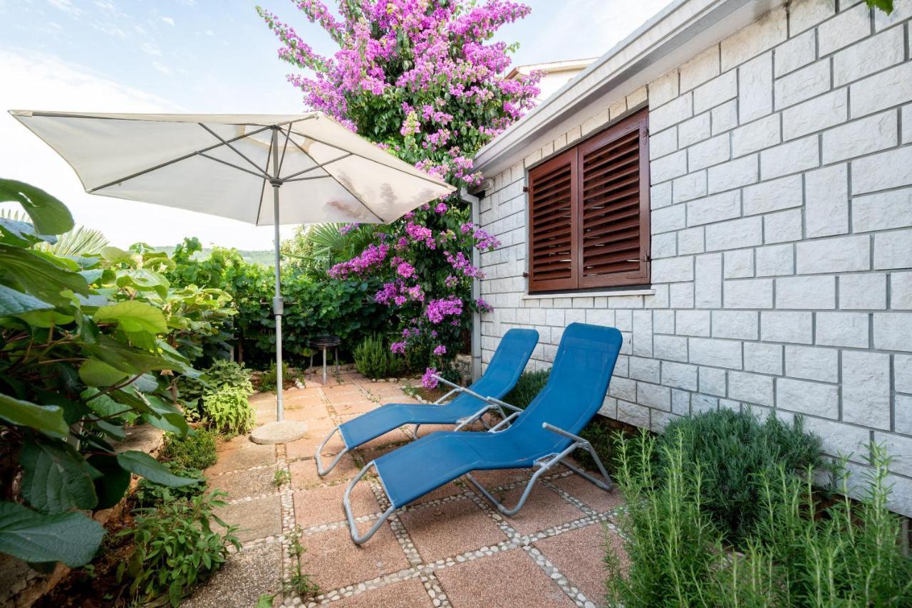 Apartments Mandica Rabac Luaran gambar