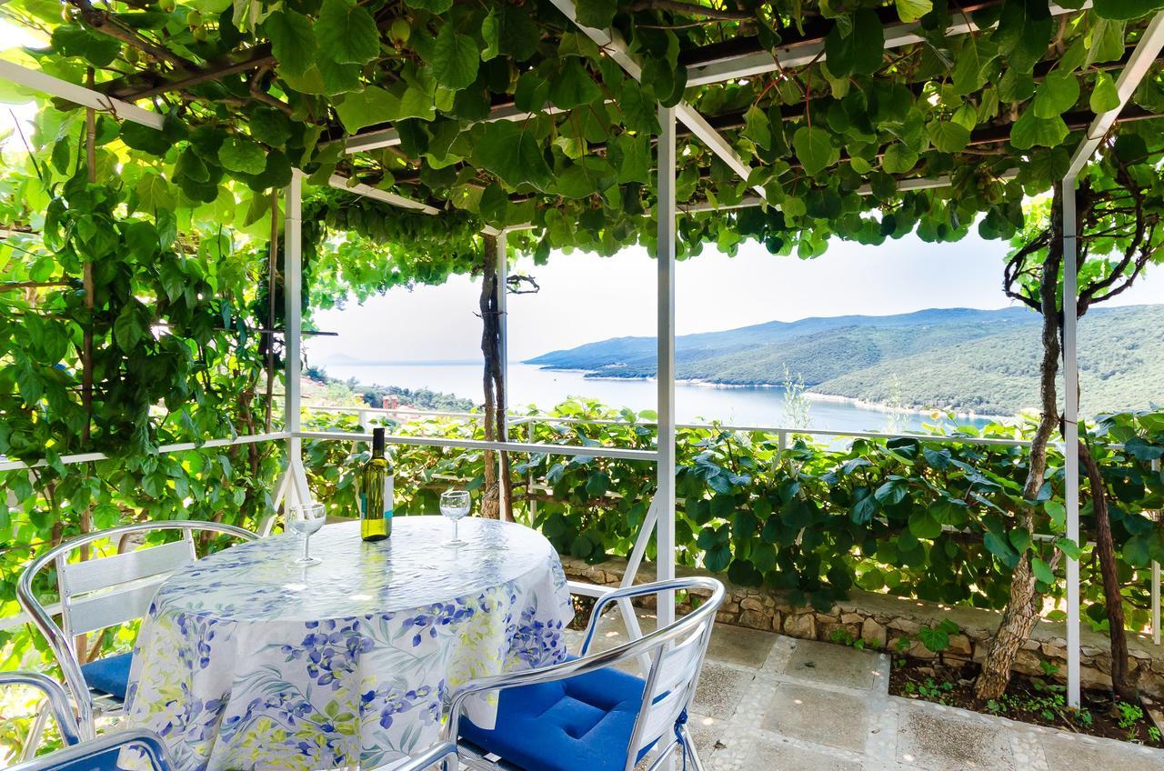 Apartments Mandica Rabac Luaran gambar